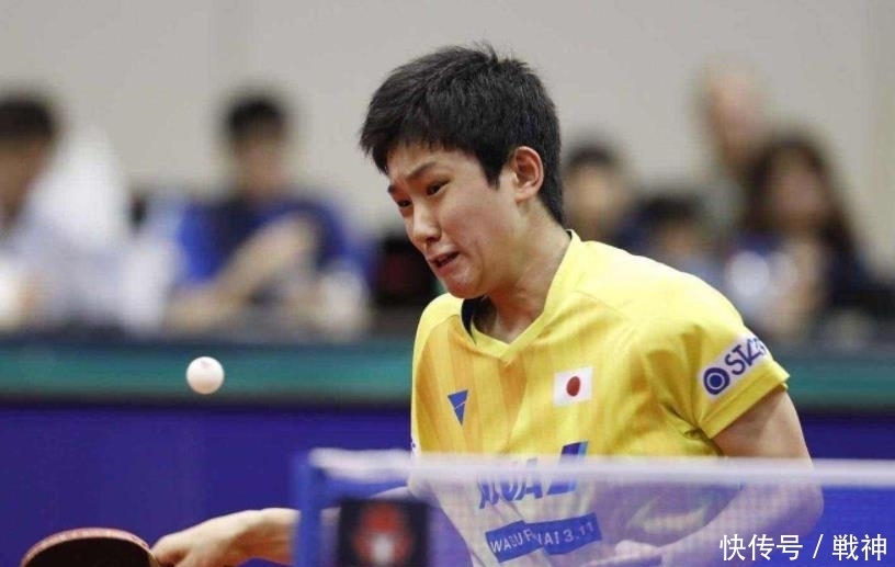 [英超]索博斯洛伊打门被挡 加克波跟进补射破门.