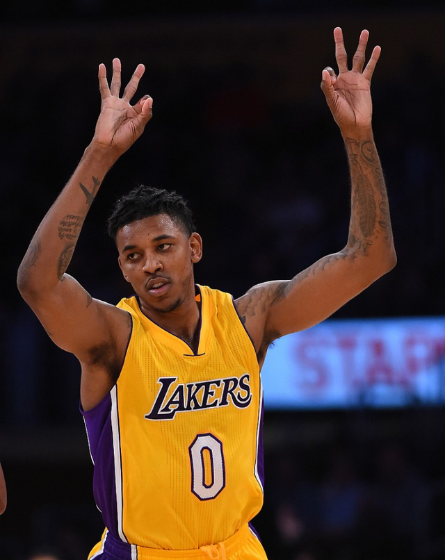 持球点承压 持球点承压